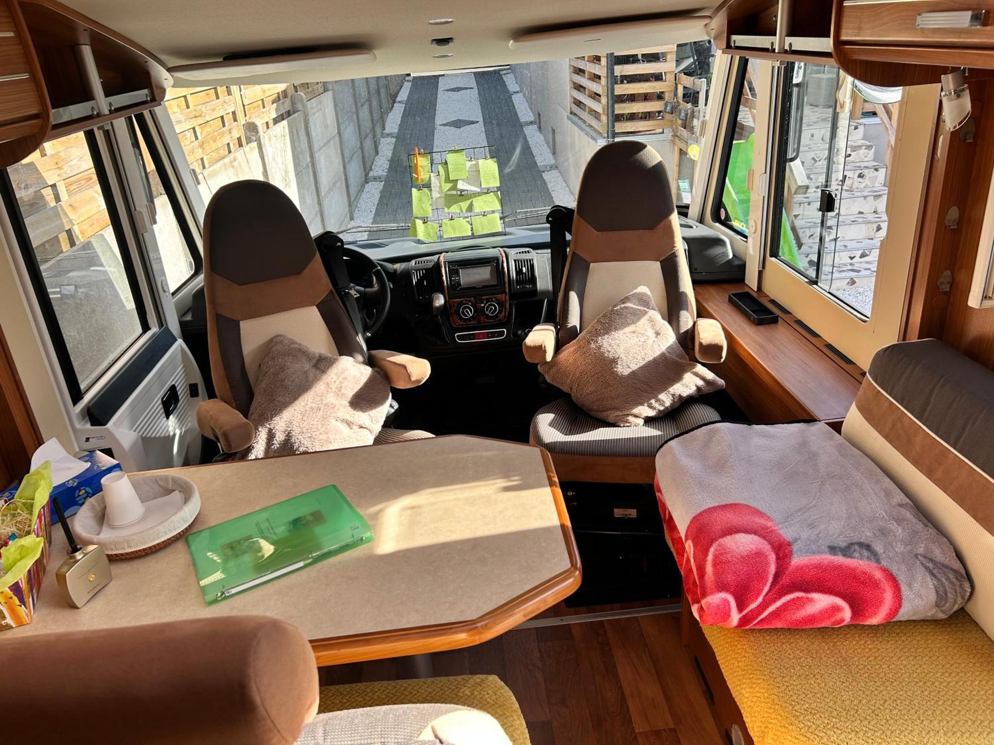 Terrain De Loisirs En Plein Centre De Lievin Camping Car Ngoại thất bức ảnh